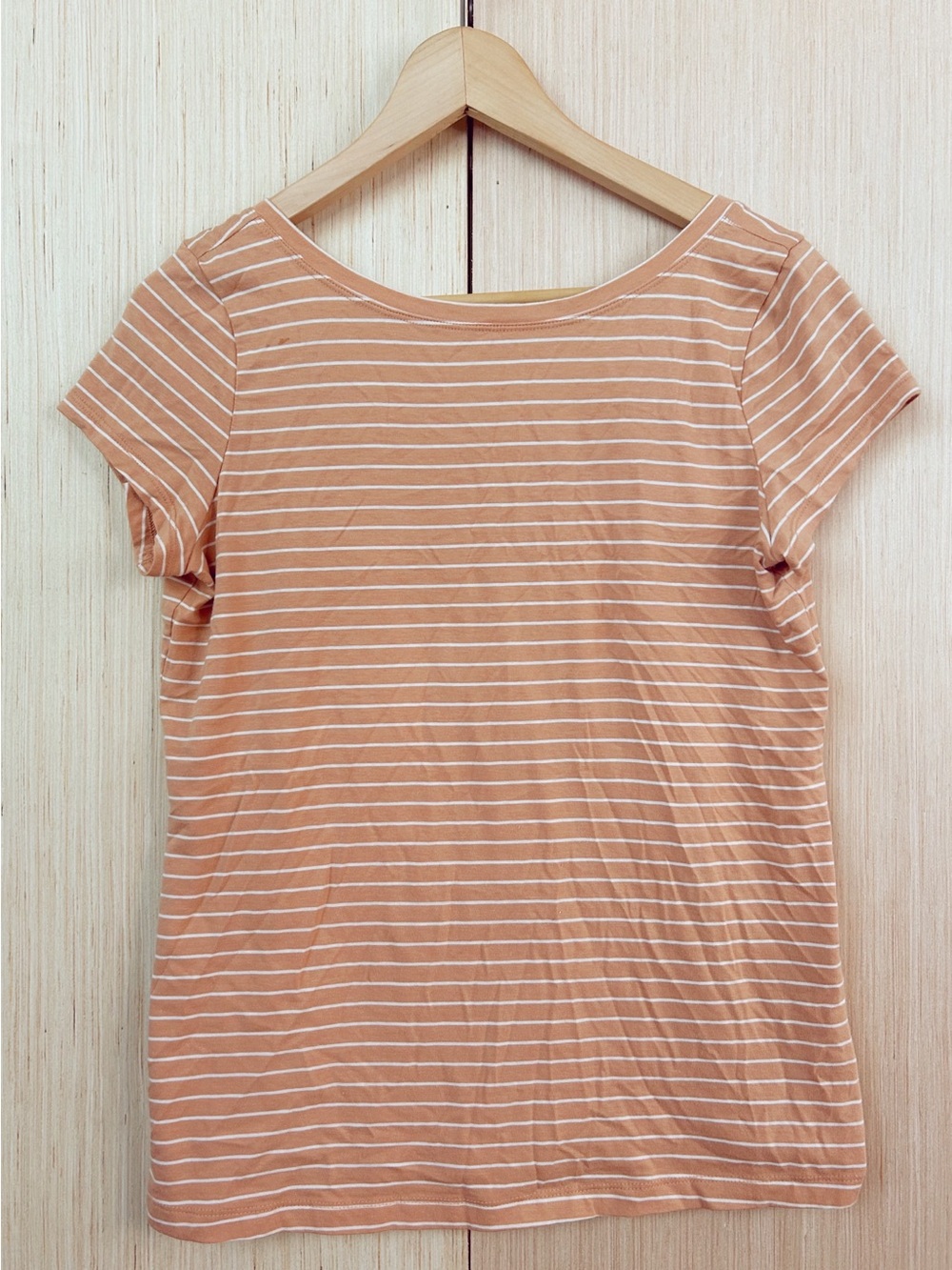 Banana Republic Striped Short Sleeve Tee, Scoop back, Orange & White, Small